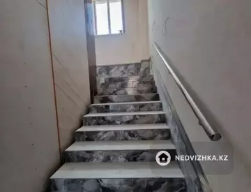 2-комнатная квартира, этаж 2 из 5, 85 м²