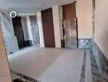 2-комнатная квартира, этаж 2 из 5, 85 м²