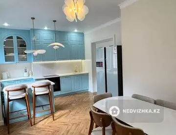 4-комнатная квартира, этаж 6 из 10, 140 м², миниатюра 10