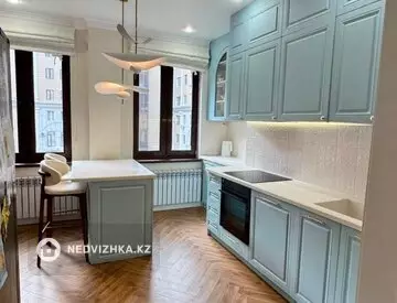 4-комнатная квартира, этаж 6 из 10, 140 м², миниатюра 11
