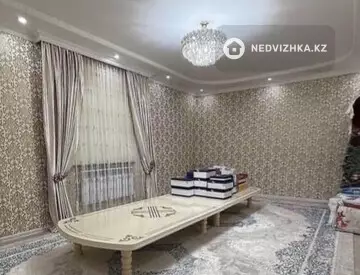7-комнатный дом, 8 соток, 300 м²