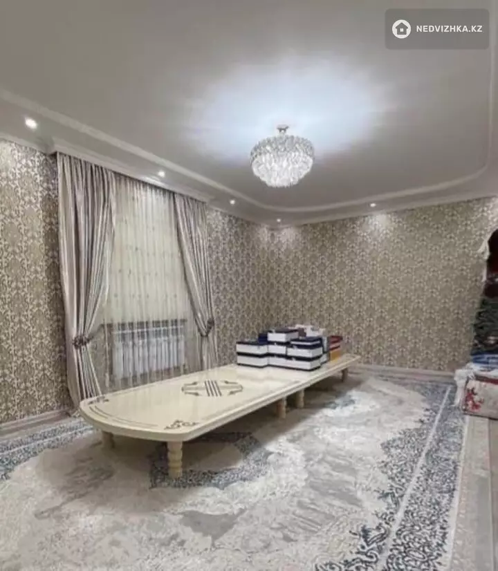 7-комнатный дом, 8 соток, 300 м², фотография 4