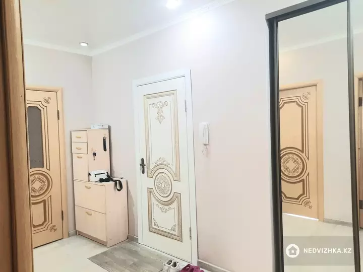 2-комнатная квартира, этаж 8 из 9, 60 м², фотография 5
