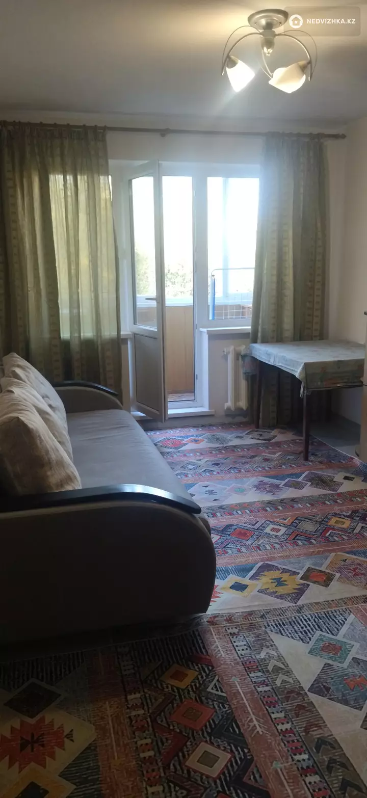1-комнатная квартира, этаж 4 из 4, 34 м², На длительный срок