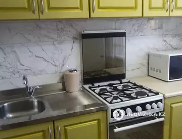 1-комнатная квартира, этаж 4 из 4, 34 м², На длительный срок, миниатюра 4