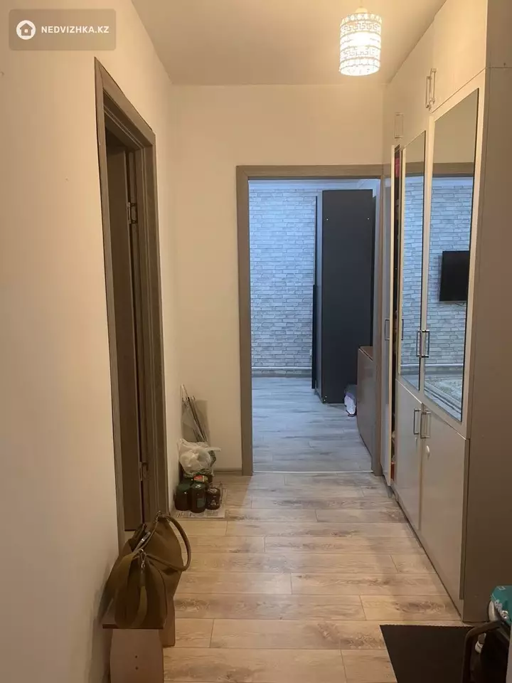 2-комнатная квартира, этаж 6 из 9, 55 м², фотография 2