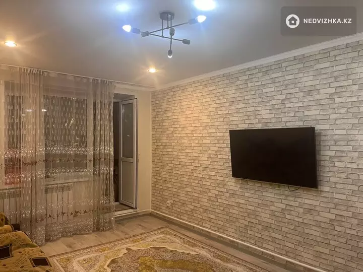 2-комнатная квартира, этаж 6 из 9, 55 м², фотография 3