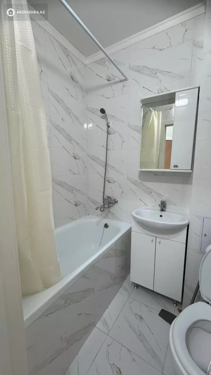 1-комнатная квартира, этаж 2 из 9, 36 м², На длительный срок, фотография 5