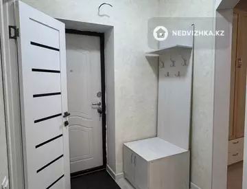 1-комнатная квартира, этаж 3 из 9, 36 м², миниатюра 10