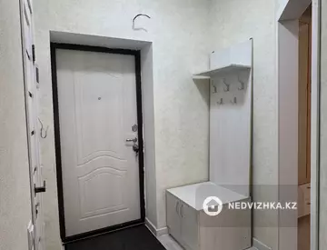 1-комнатная квартира, этаж 3 из 9, 36 м², миниатюра 11