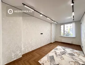 4-комнатная квартира, этаж 2 из 9, 102 м²