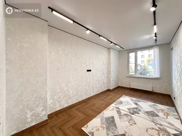4-комнатная квартира, этаж 2 из 9, 102 м², фотография 5