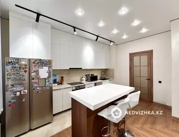 4-комнатная квартира, этаж 2 из 9, 102 м², миниатюра 6