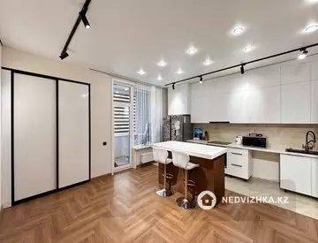 4-комнатная квартира, этаж 2 из 9, 102 м², миниатюра 7