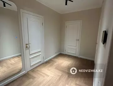 2-комнатная квартира, этаж 15 из 16, 49 м², миниатюра 2