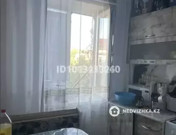 2-комнатная квартира, этаж 4 из 4, 46 м²