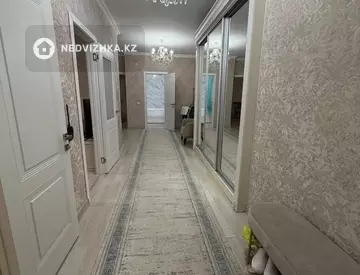 3-комнатная квартира, этаж 2 из 9, 88 м², миниатюра 3