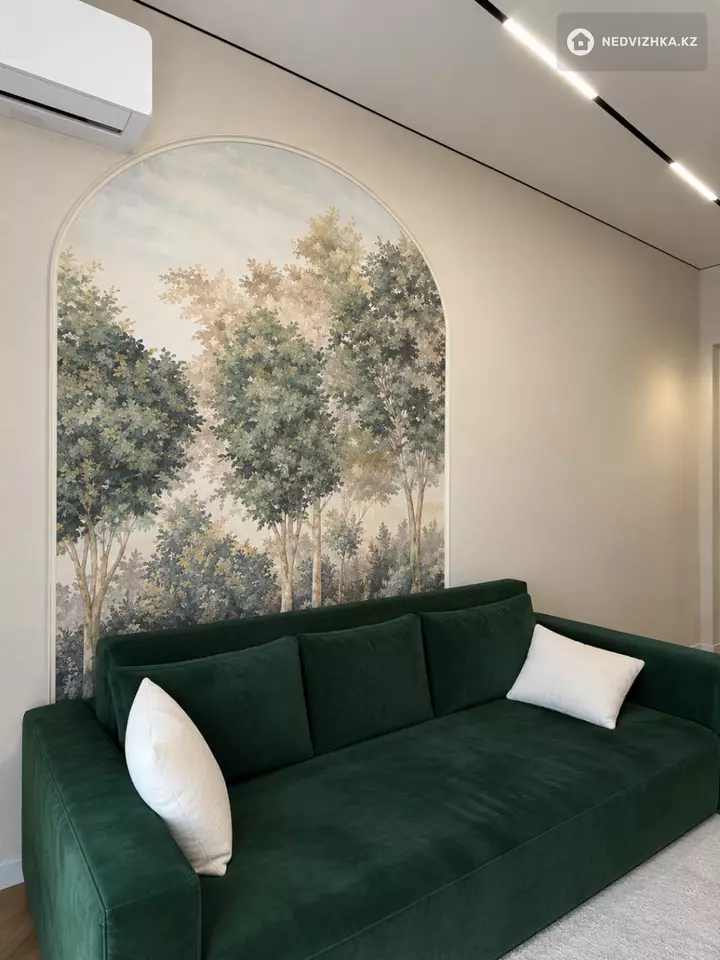2-комнатная квартира, этаж 10 из 12, 45 м², фотография 2