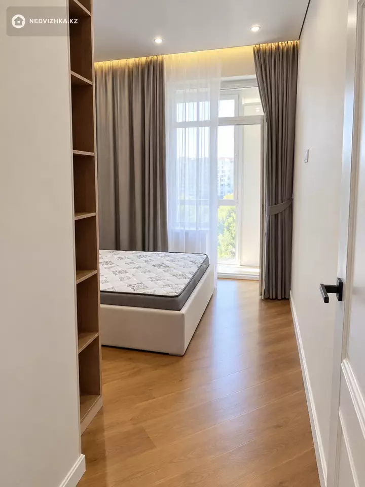 2-комнатная квартира, этаж 10 из 12, 45 м², фотография 4