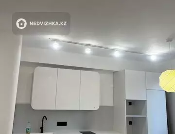 2-комнатная квартира, этаж 5 из 12, 46 м², миниатюра 2