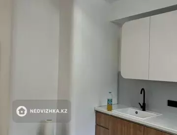 2-комнатная квартира, этаж 5 из 12, 46 м², миниатюра 9
