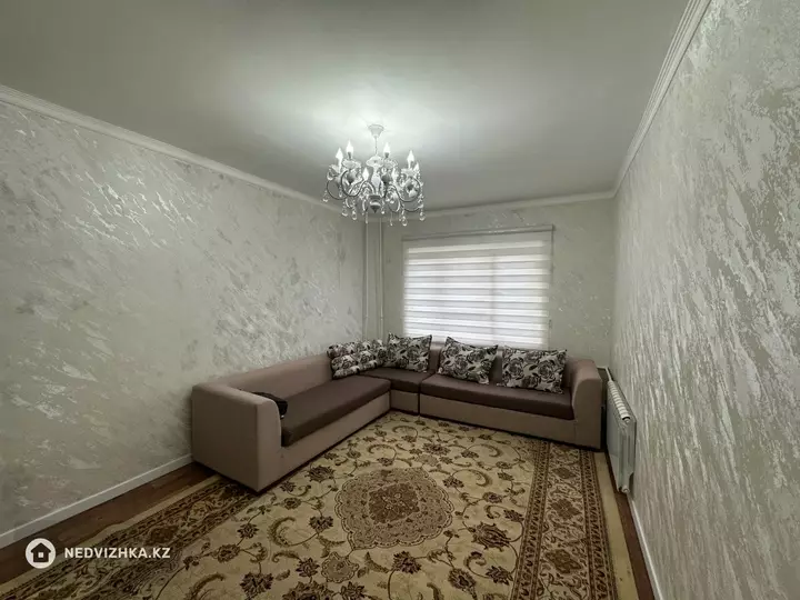 2-комнатная квартира, этаж 1 из 5, 59 м², На длительный срок, фотография 3
