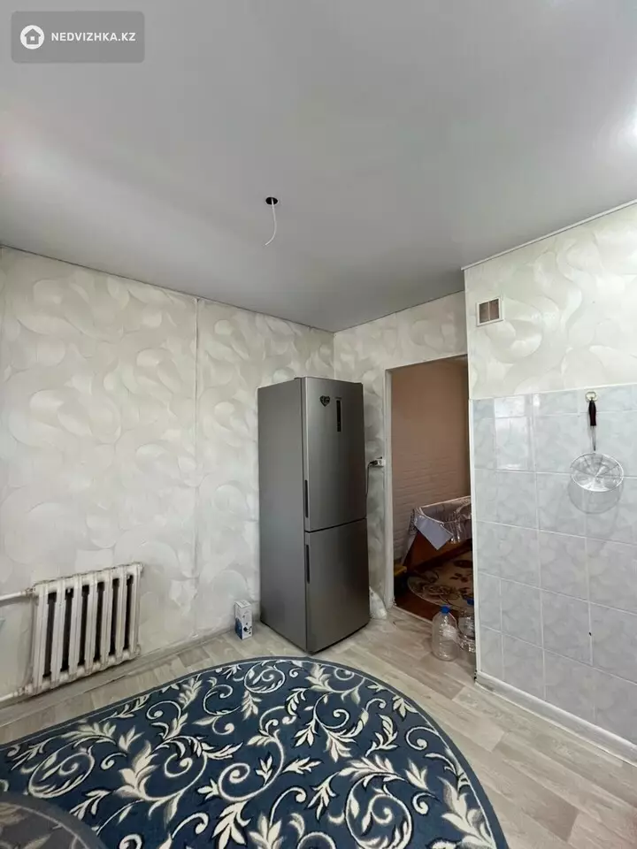 2-комнатная квартира, этаж 4 из 5, 68 м², фотография 4