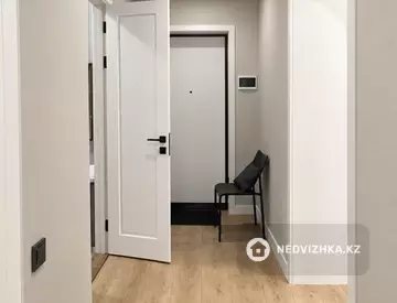 2-комнатная квартира, этаж 2 из 18, 50 м², миниатюра 6