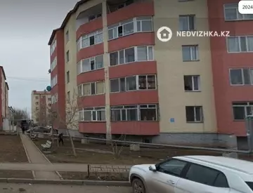 2-комнатная квартира, этаж 2 из 5, 46 м², миниатюра 2