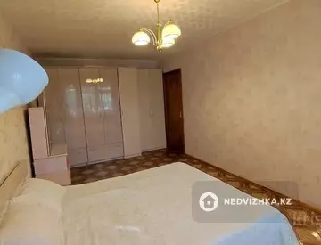3-комнатная квартира, этаж 4 из 5, 64 м², миниатюра 5