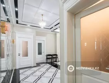 3-комнатная квартира, этаж 10 из 21, 115 м², миниатюра 9