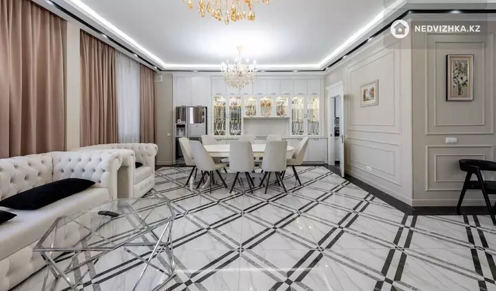 3-комнатная квартира, этаж 10 из 21, 115 м², фотография 2