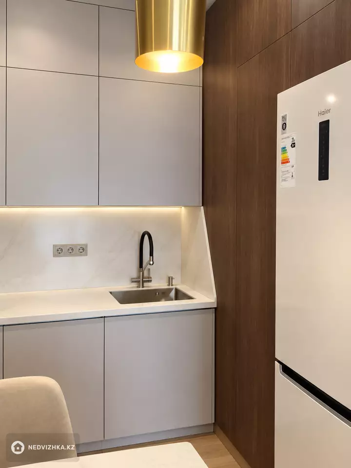 3-комнатная квартира, этаж 5 из 12, 85 м², фотография 5