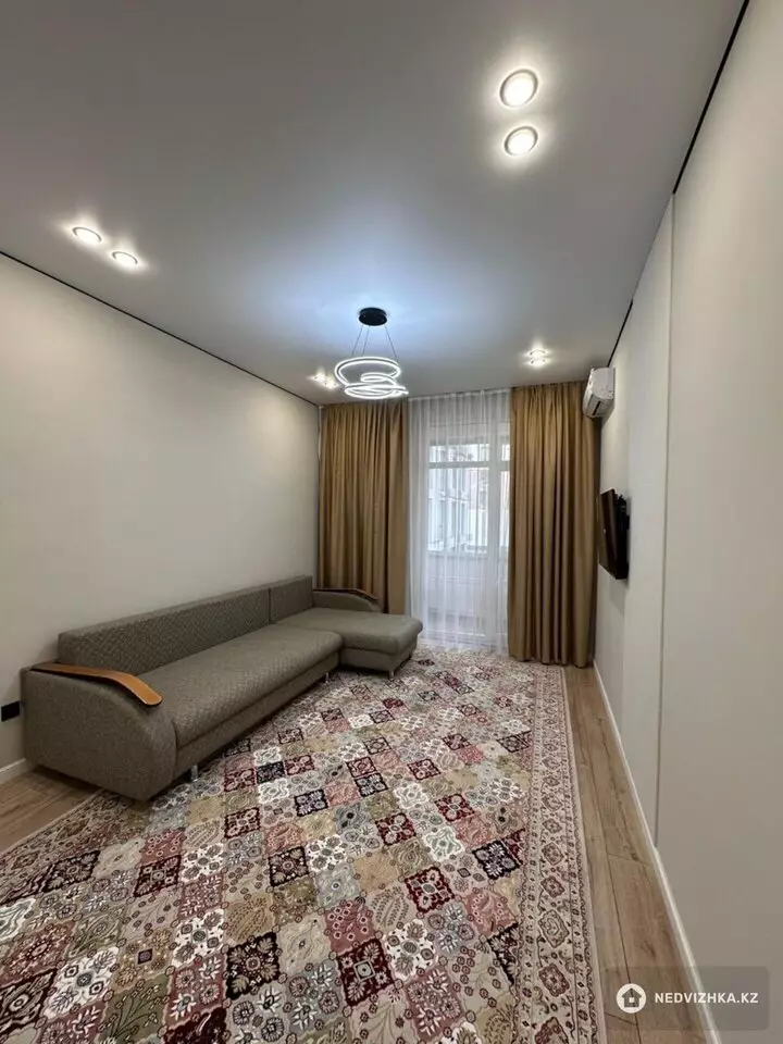 2-комнатная квартира, этаж 3 из 20, 40 м²