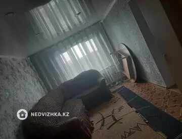 4-комнатная квартира, этаж 5 из 10, 91 м², миниатюра 2