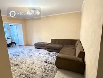 3-комнатная квартира, этаж 3 из 5, 75 м², Посуточно