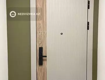3-комнатная квартира, этаж 9 из 9, 71 м²