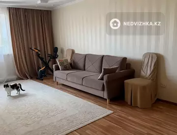 2-комнатная квартира, этаж 10 из 11, 78 м², миниатюра 1