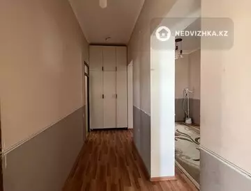 8-бөлмелі үй, 8 соттық, 470 м², 12-нобай