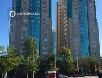 3-комнатная квартира, этаж 19 из 20, 186 м², На длительный срок, миниатюра 1