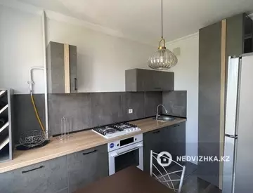 3-комнатная квартира, этаж 4 из 9, 63 м², миниатюра 4