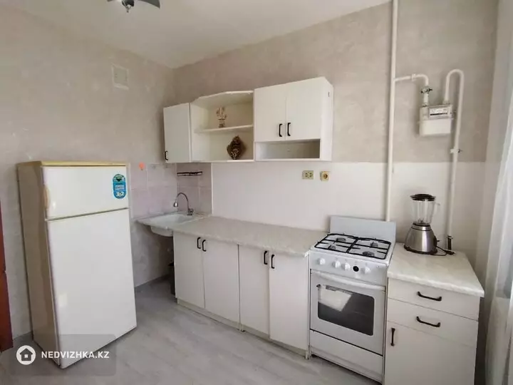 1-комнатная квартира, этаж 3 из 9, 39 м², фотография 3