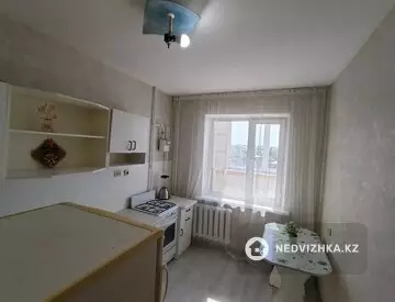 1-комнатная квартира, этаж 3 из 9, 39 м²