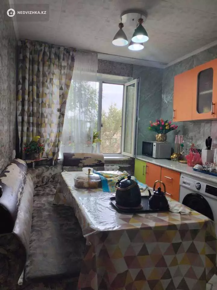 3-комнатная квартира, этаж 5 из 5, 62 м², фотография 5