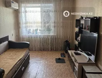 2-комнатная квартира, этаж 5 из 9, 46 м², миниатюра 2