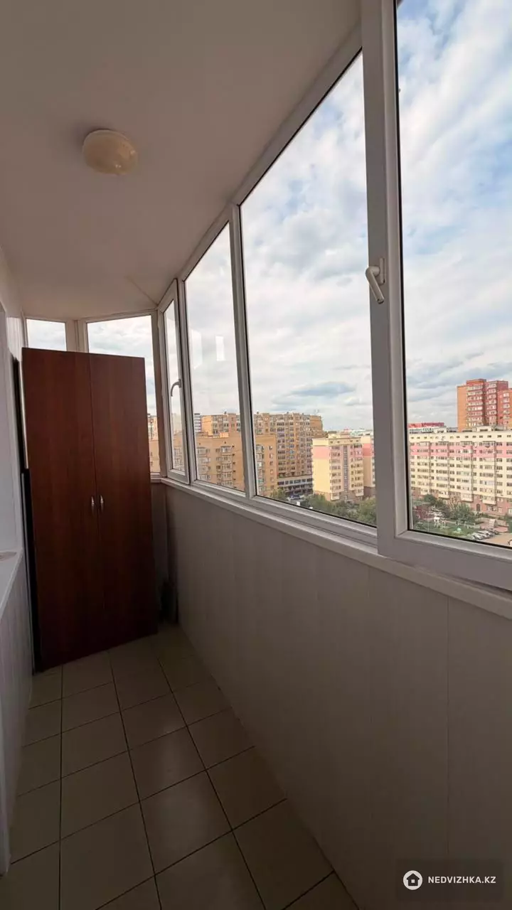 2-комнатная квартира, этаж 11 из 12, 69 м², фотография 2