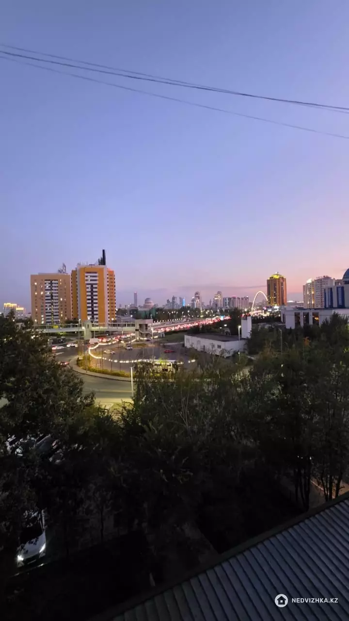 2-комнатная квартира, этаж 6 из 9, 42 м², фотография 3