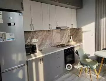 2-комнатная квартира, этаж 9 из 10, 64 м², миниатюра 8