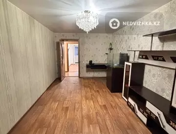 2-комнатная квартира, этаж 4 из 5, 48 м²