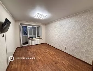 2-комнатная квартира, этаж 4 из 5, 48 м²
